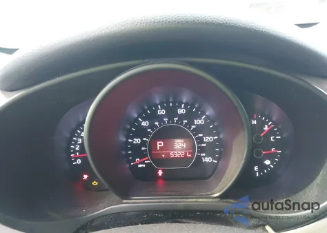 2016 Kia Soul z USA, uszkodzony, nr VIN KNDJN2A24G7875228